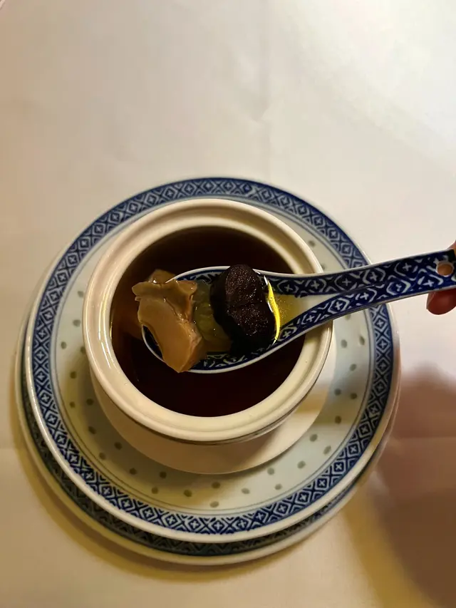 黑蒜螺頭雪蓮子燉班骨唐排