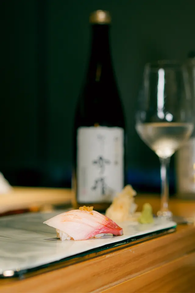 炙燒喜之次配烏魚子碎