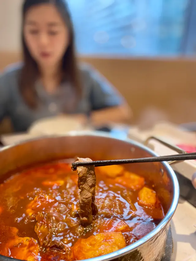 田園蕃茄濃湯牛肉涮涮鍋