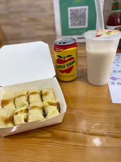 雞排超薄，蛋餅皮質感奇怪