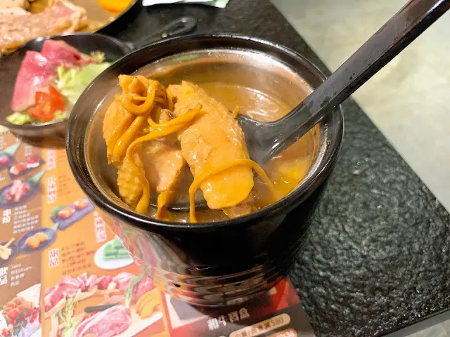 燉湯好足料，濃稠滋潤～