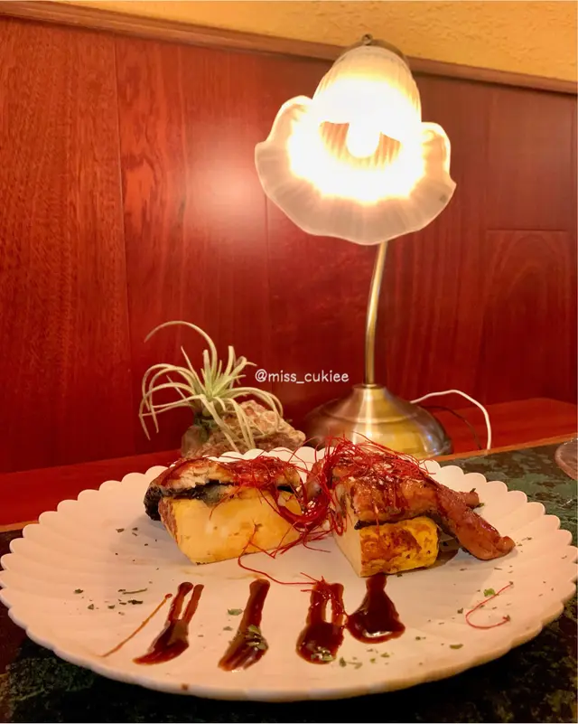 鰻魚玉子燒伴炒麵