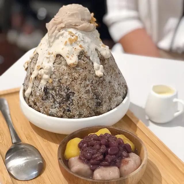 芋泥燕世雪花盛盤