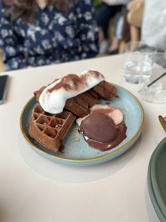 比利時朱古力布朗尼麻糬窩夫