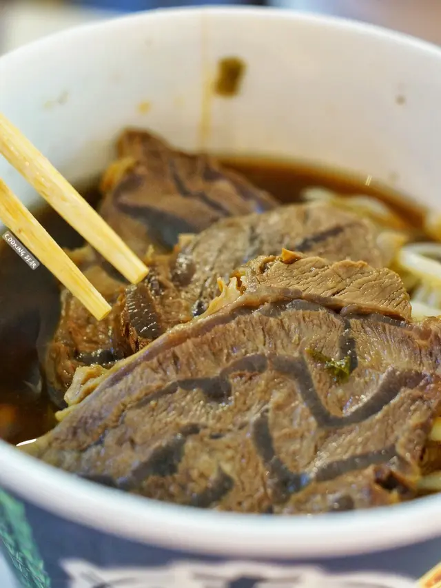 紅燒腱心牛肉麵