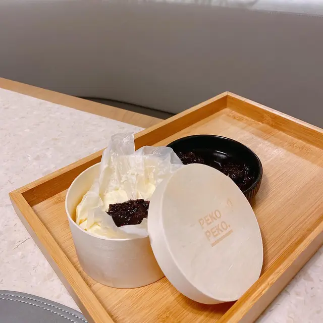 PEKO自家製芝士蛋糕配藍莓醬