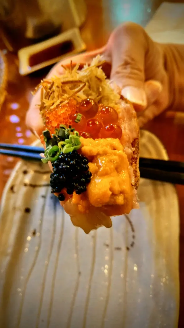 海膽、魚子醬份量唔算少