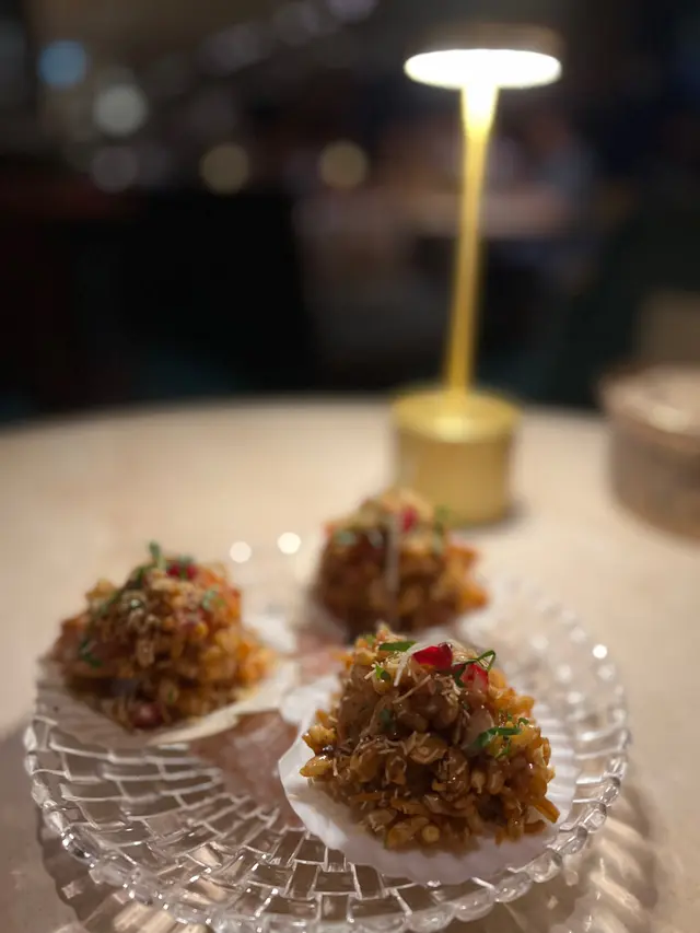 Scallops Bhel puri $198