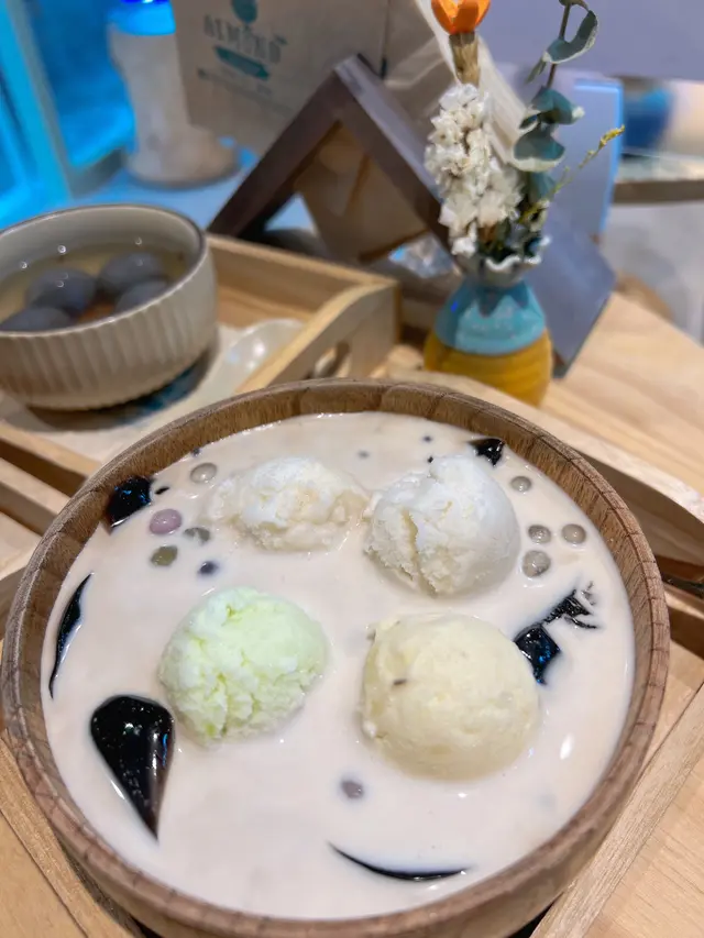 招牌杏汁波波爽冰木蓮凍