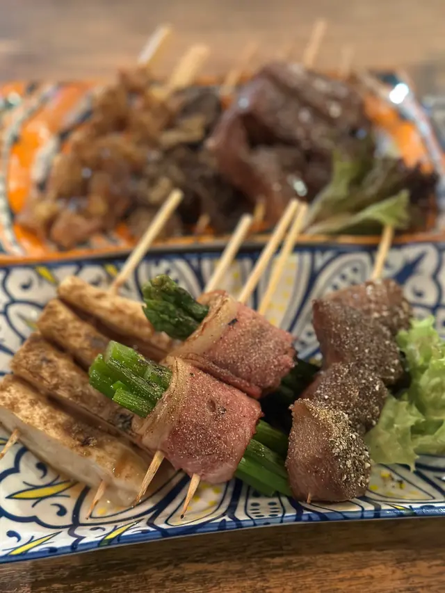 日式汁燒雞脾菇串 $22;露荀煙肉卷 $48;鹽燒厚切牛舌 $68