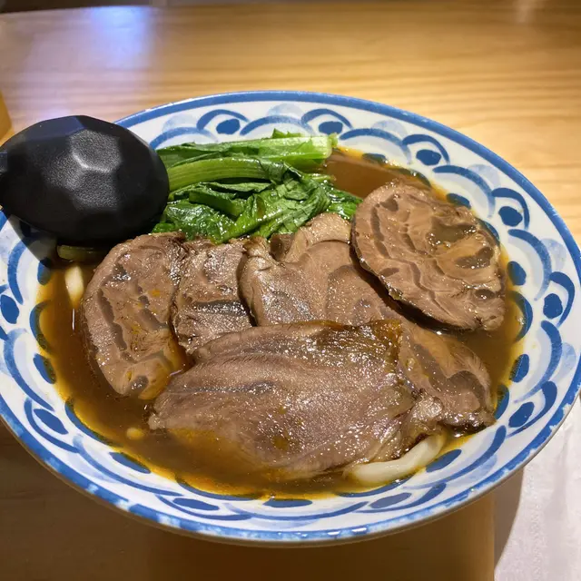 紅燒牛肉湯麵