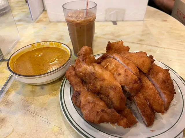 咖哩豬扒飯