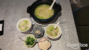 鮮魚湯海鮮泡飯 - 尖沙咀的粵藝館
