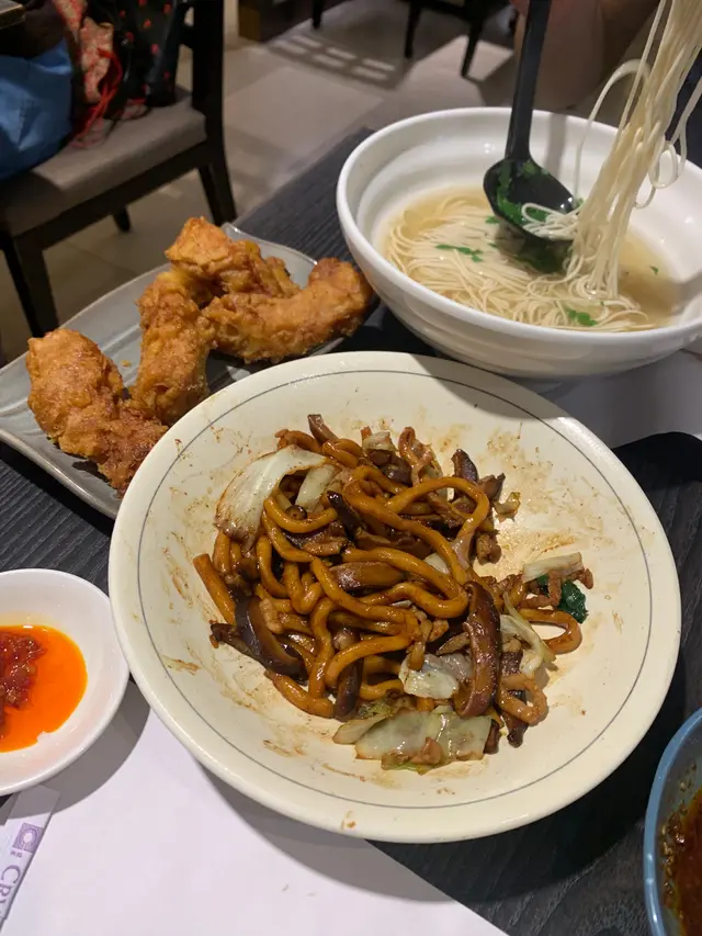 上海粗抄、上海排骨拉麵