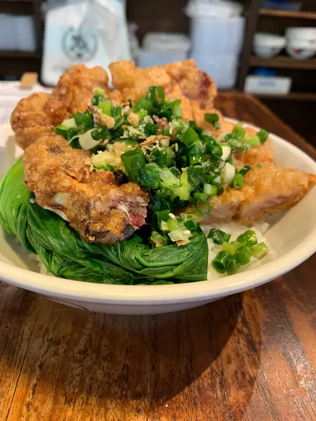 蔥油豬扒飯