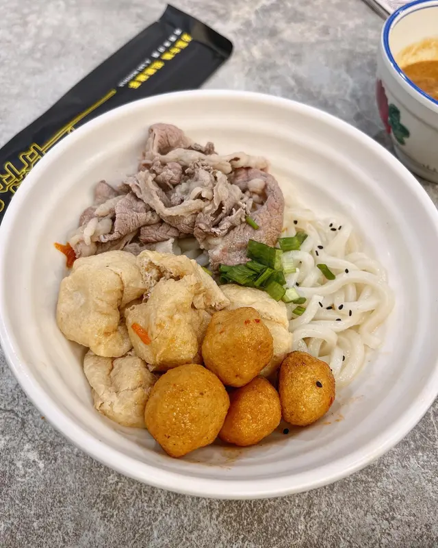 阿荔特濃沙嗲車仔沾麵