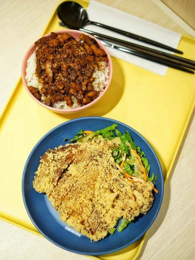 香酥雞扒滷肉飯