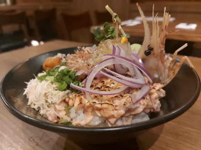 夢之丼