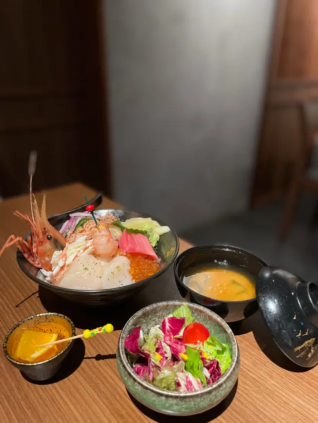夢之丼+沙律+麵豉湯