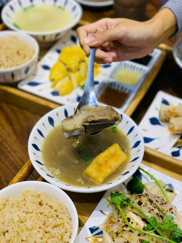 輕怡新加坡白胡椒肉骨茶