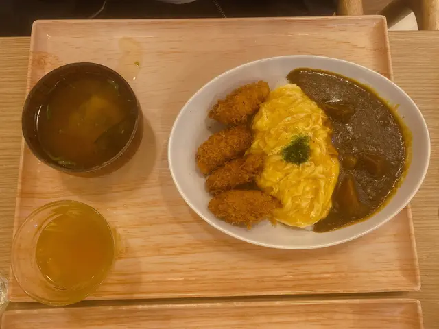 28辛京都風咖喱 吉列廣島蠔定食