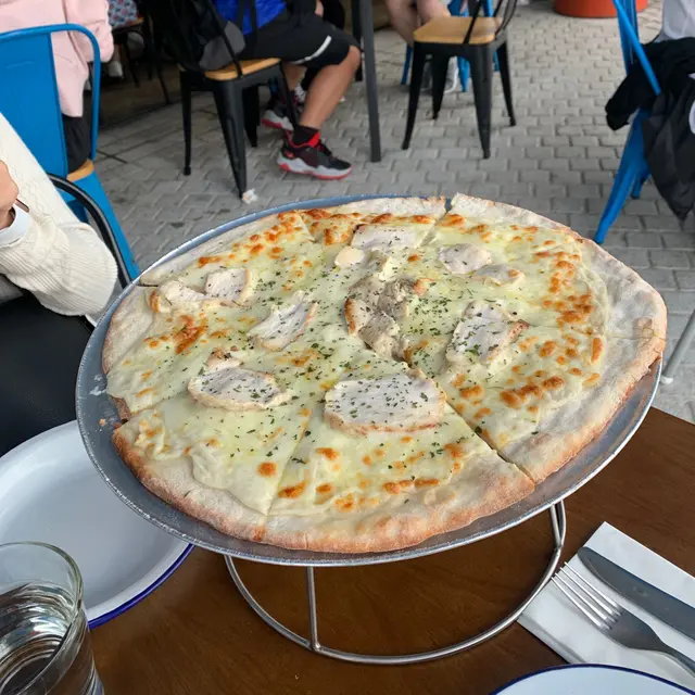 POLLO  PIZZA