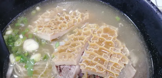 崩沙腩金錢肚麵