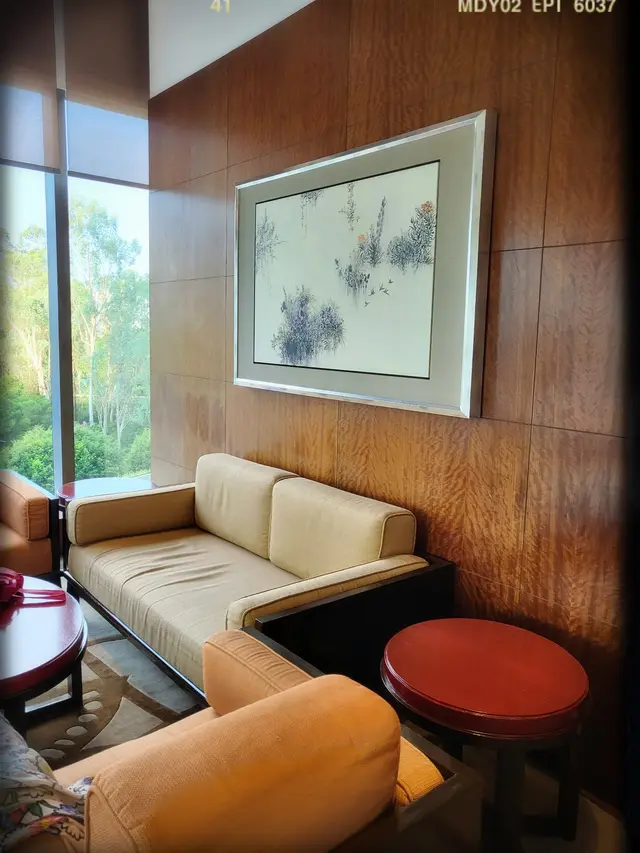 私人廂房（最低消費額：週一至四為$6,500，週五至日及公眾假期為$8,500）