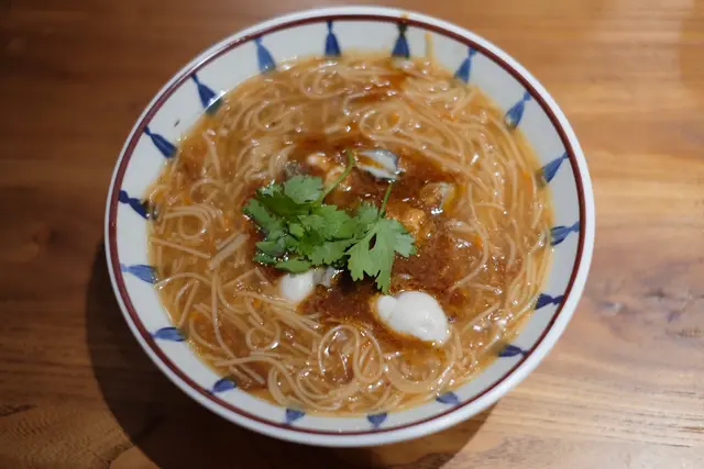 蚵仔麵線