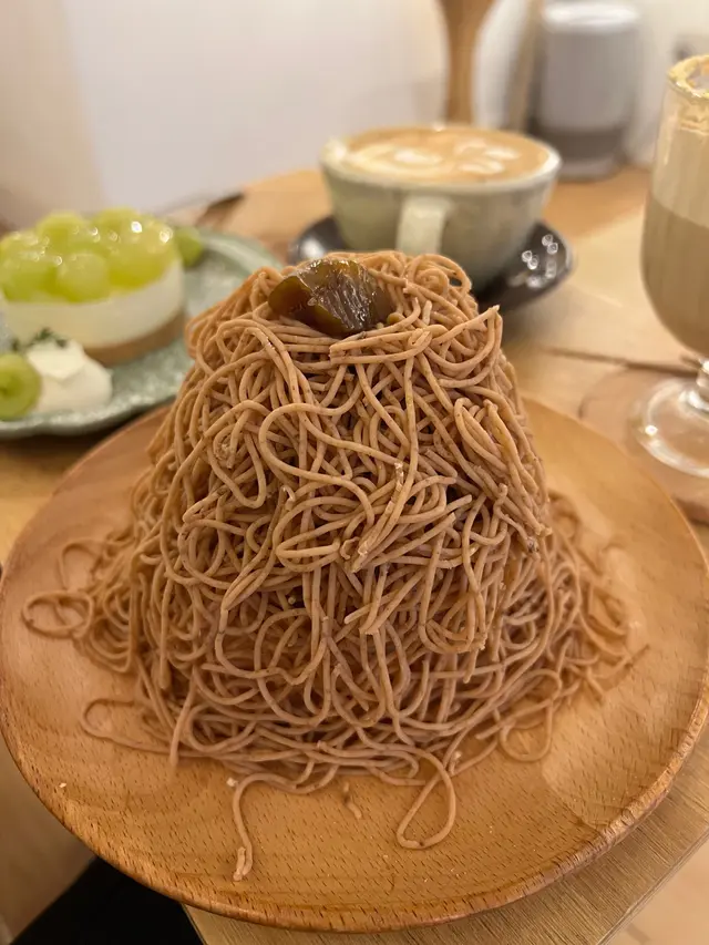 和栗蒙布朗