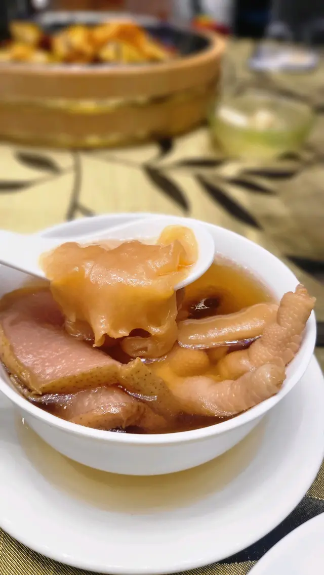 雪梨無花果花膠燉湯🍵