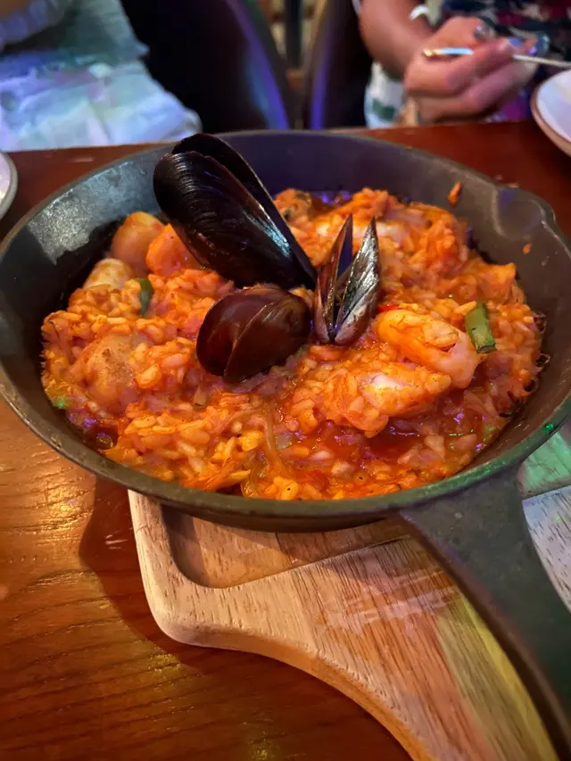 西班牙海鮮焗飯