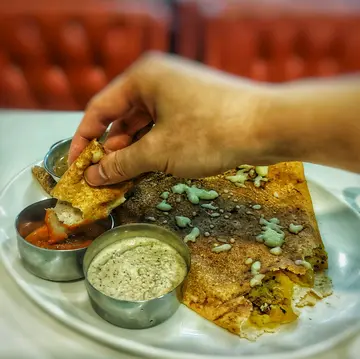 Cheese masala dosa