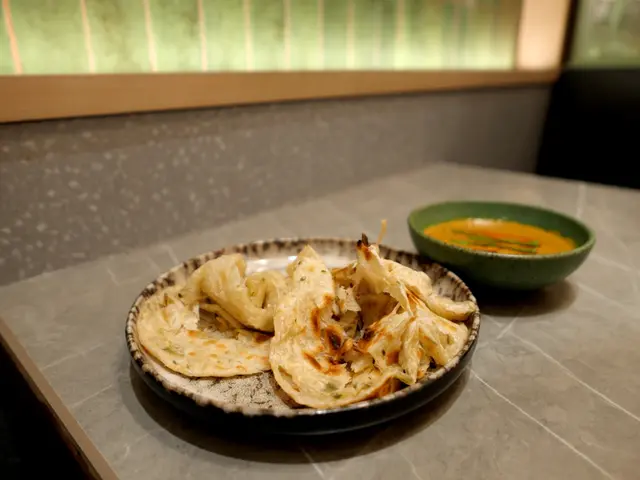 烤馬來蔥餅配咖喱
