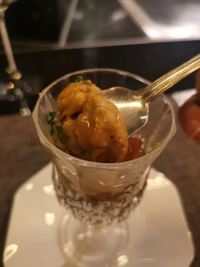 三文魚籽海膽炒飯