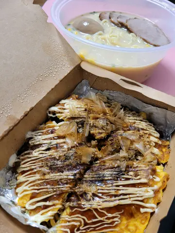 豚肉大阪燒、叉燒拉麵