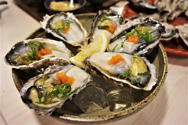 牡蠣刺身配土佐酢啫喱