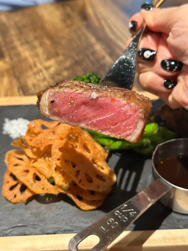 30 Days Dry Aged MB2+AUST 36 SOUTH Stirploin 300G
