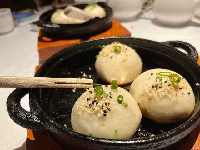 鐵板灌湯生煎包