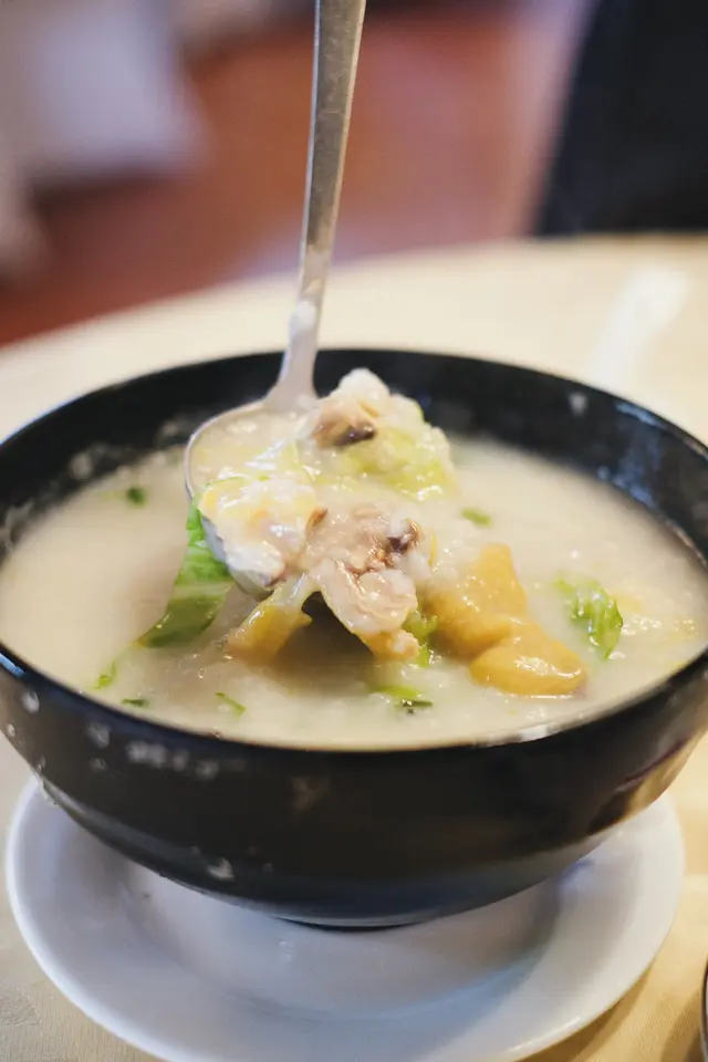 馳名沙田滑雞粥