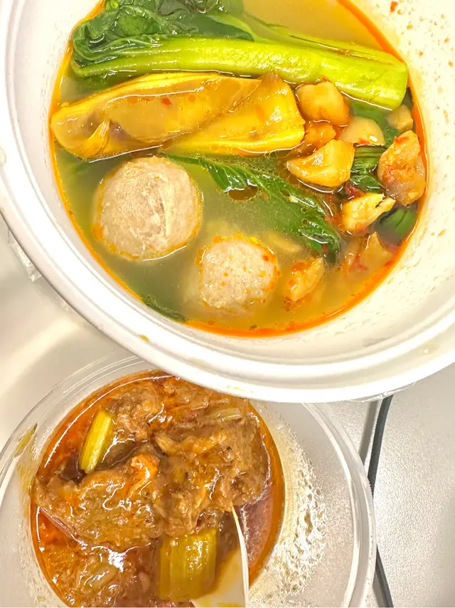 三餸車仔麵 菜底