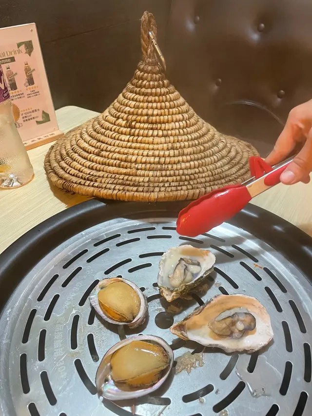 台灣九孔鮑魚、韓國斧山珍珠蠔