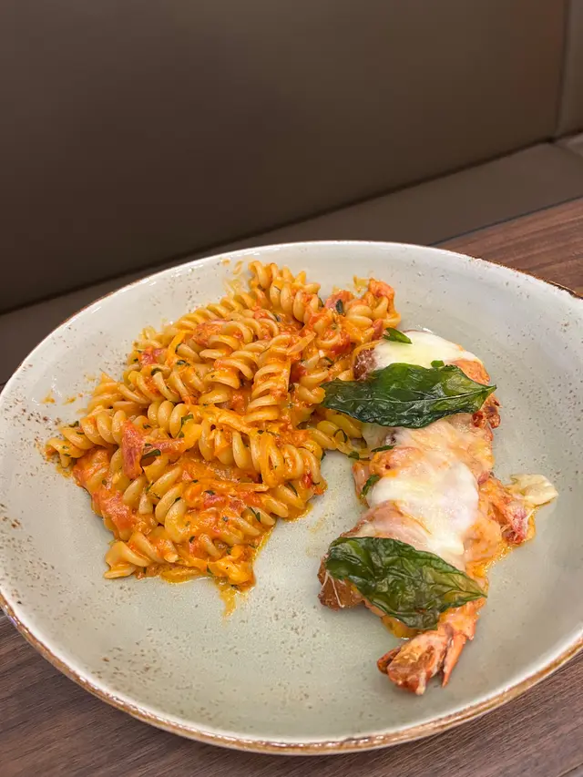 𝘚𝘩𝘳𝘪𝘮𝘱 𝘗𝘢𝘳𝘮𝘪𝘨𝘪𝘢𝘯𝘢