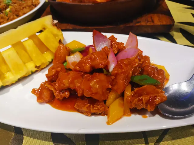 招牌菠蘿咕嚕肉