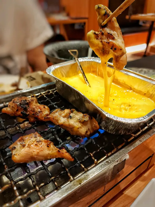 特濃芝士醬配薩摩雞腿肉