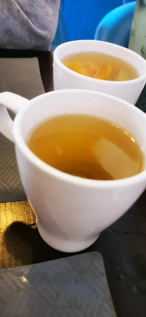 熱菊寶: 跟餐送的, 偏甜一點點