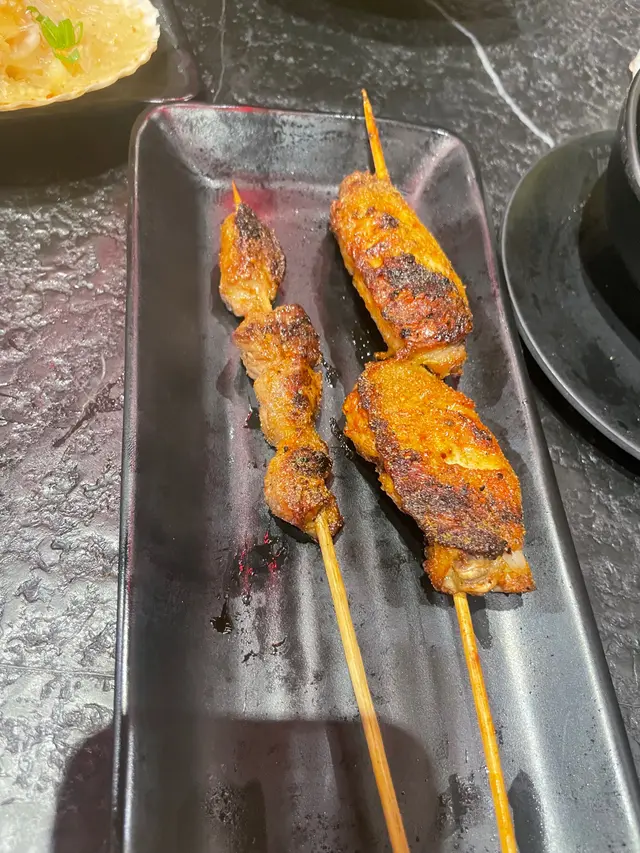 25蚊一串羊肉。。。又乾又冇羊味🙃