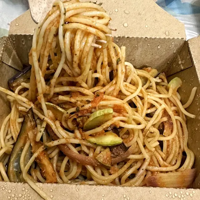 鮮茄雜菜炒意粉