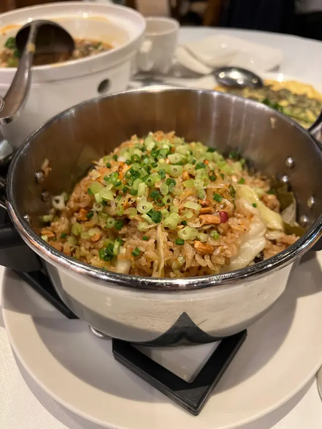 有糯米飯感覺,又超多超飽肚
