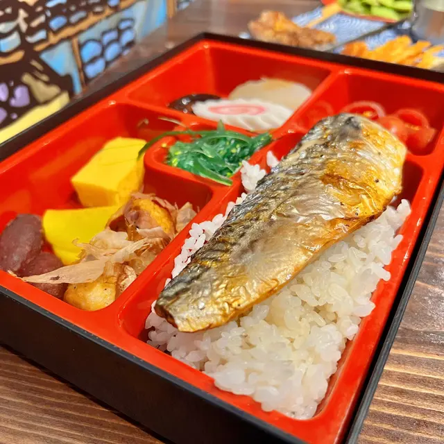 鹽燒鯖魚便當